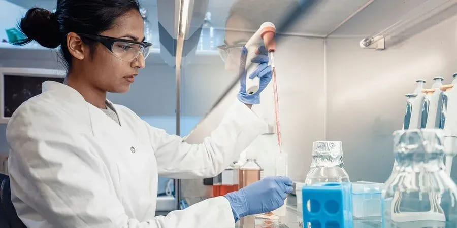 Escolhendo o melhor controlador de pipeta sorológica