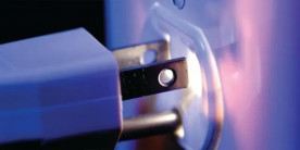 Protegendo seus instrumentos de laboratório otimizando fontes de energia